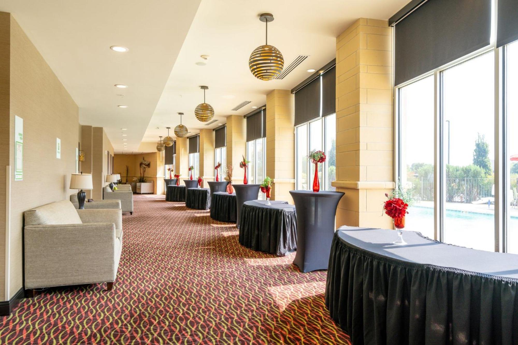 Holiday Inn Murfreesboro By Ihg Buitenkant foto